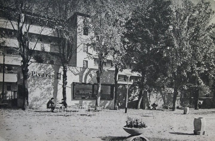 Piváreň na Komenského pri Tomašikovej ulici